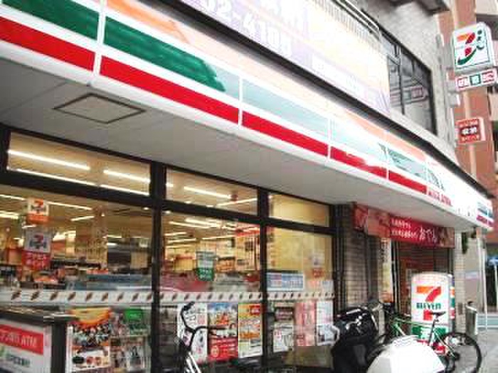 コンビニ　セブン-イレブン　豊島北大塚2丁目店（コンビニ）まで57m