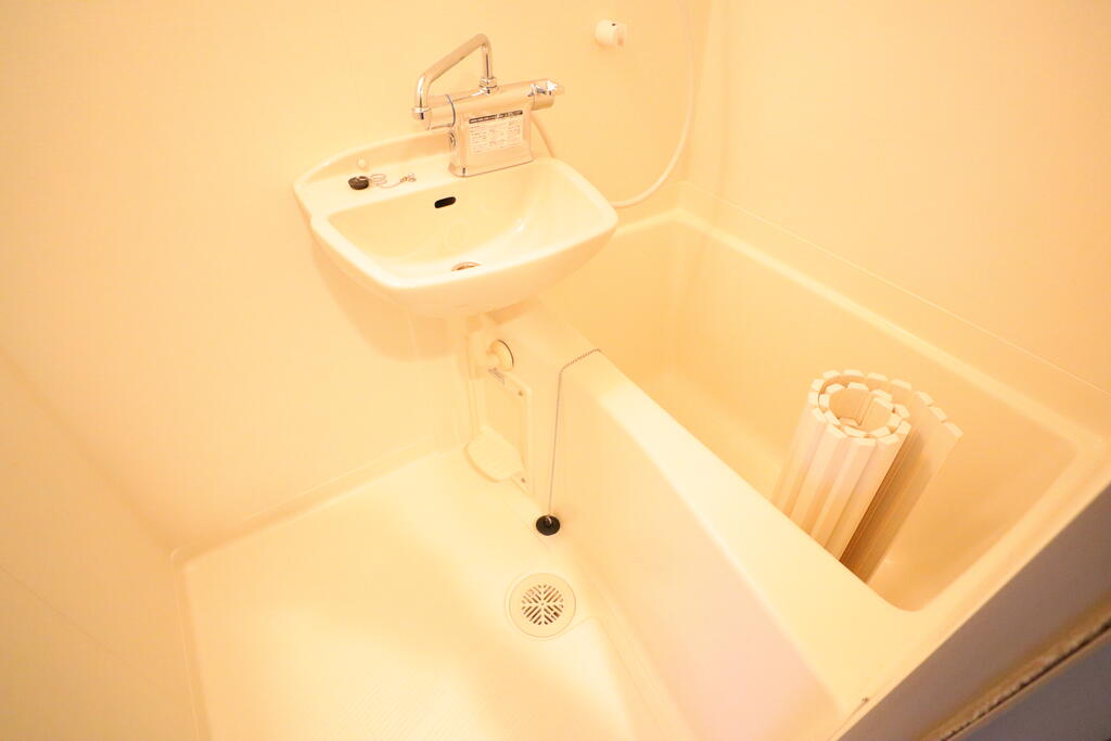 バス・シャワールーム　バス