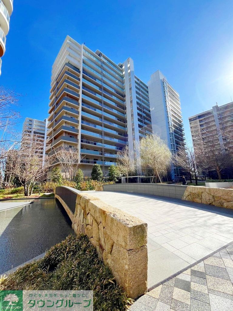 庭　エントランスアプローチ