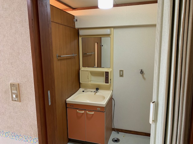 洗面設備　洗面所