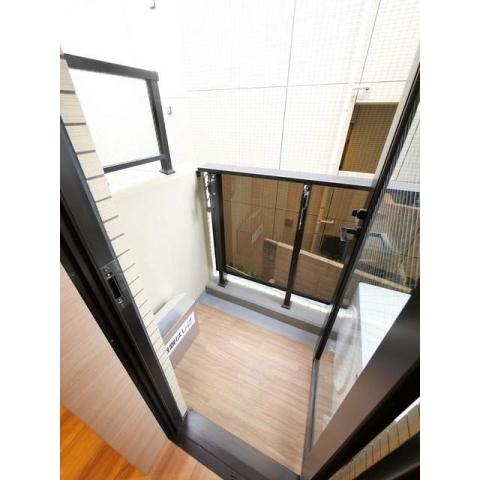 バルコニー　※別部屋の参考写真です。