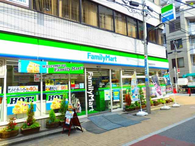 コンビニ　ファミリーマート（コンビニ）まで251m