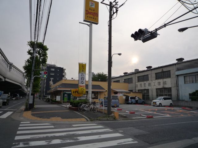 飲食店　デニーズ（飲食店）まで200m