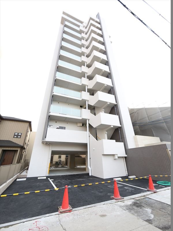 建物外観　外観　オートロック　宅配ＢＯＸ