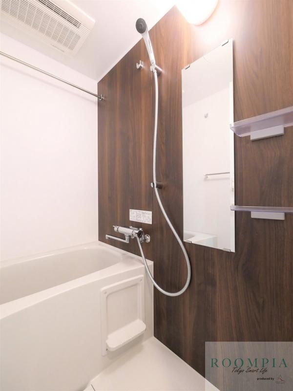 バス・シャワールーム　バス