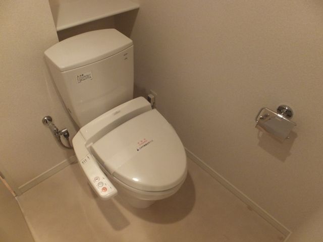 トイレ　シャワートイレ