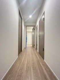 玄関　収納もある玄関です