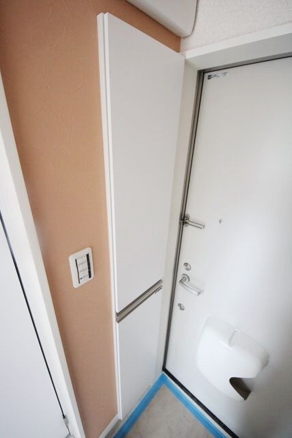 収納　同物件別部屋写真