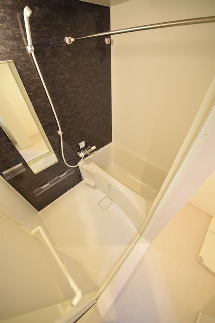 バス・シャワールーム　☆お問い合わせはお早めに☆