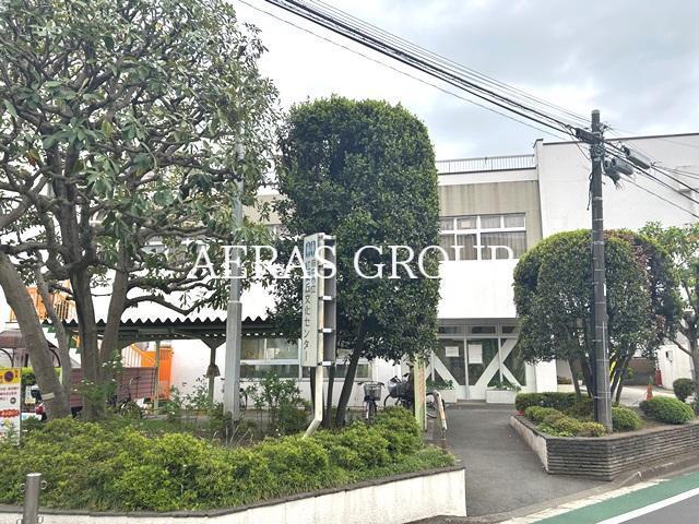 図書館　府中市立紅葉丘図書館（図書館）まで261m