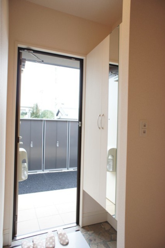 玄関　図面と現状に相違がある場合には現状を優先