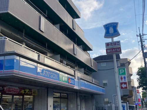 コンビニ　ローソン 港北師岡店（コンビニ）まで748m