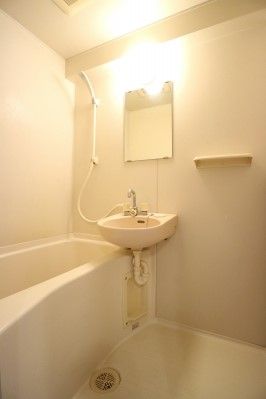 バス・シャワールーム　同物件別室写真