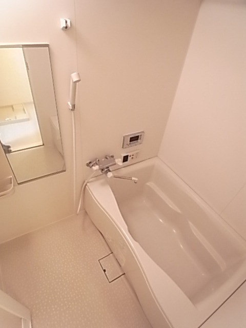 バス・シャワールーム　バスルーム