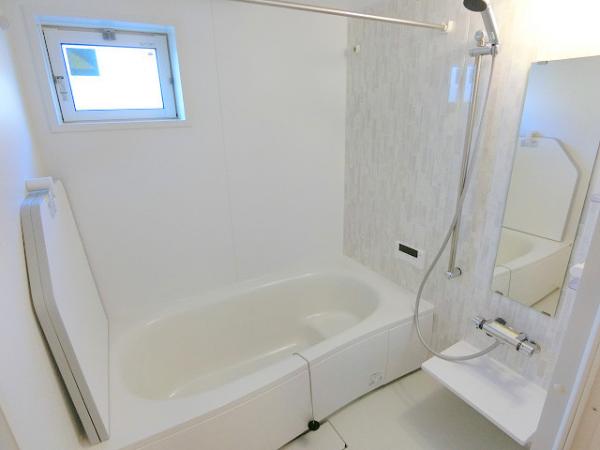 バス・シャワールーム　※写真は別のお部屋のイメージです。現状優先。