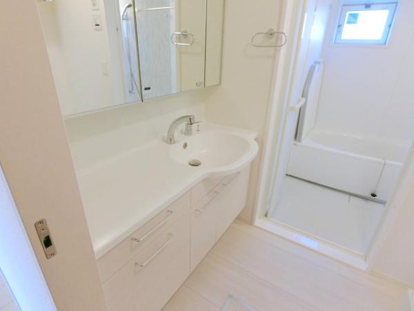 洗面設備　※写真は別のお部屋のイメージです。現状優先。