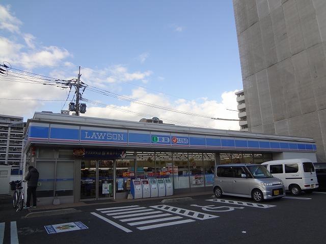 コンビニ　ローソン／江南町店（コンビニ）まで70m