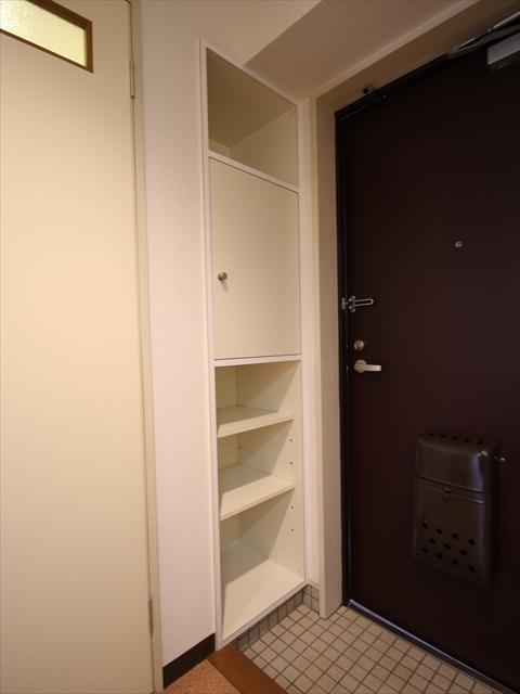 その他　松山市御宝町　サンタルシア　靴収納