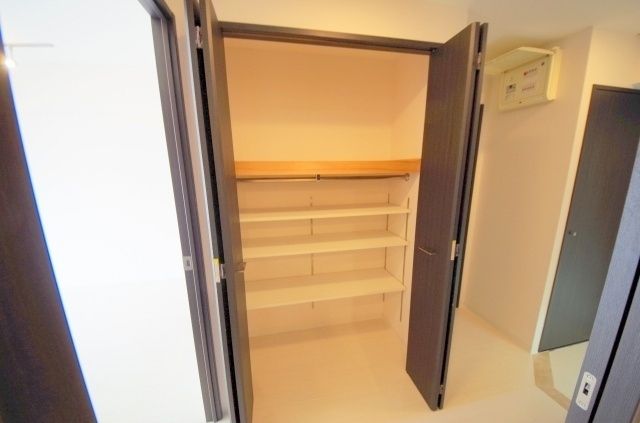 収納　デイグラン鶴見　大阪市鶴見区鶴見　1K