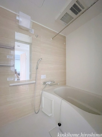 バス・シャワールーム　写真は別のお部屋です。（現況を優先してください）