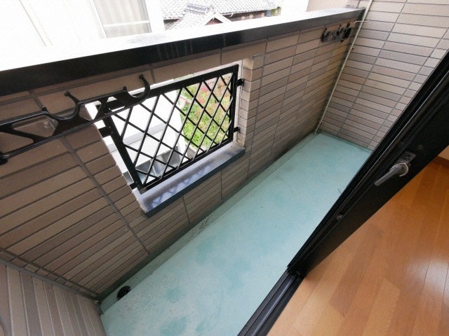 バルコニー　開放的で明るい空間を演出してくれるバルコニーです※同シリーズ