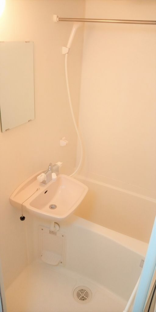 バス・シャワールーム　バス