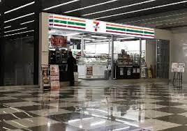 コンビニ　セブンイレブン 7FS芝浦スクエアビル店（コンビニ）まで74m