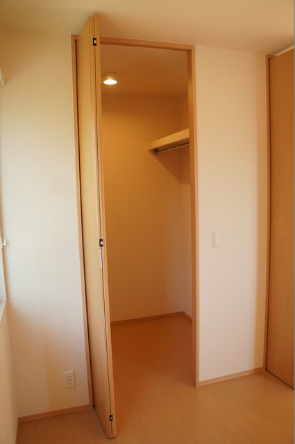 収納　ウォークインクローゼット