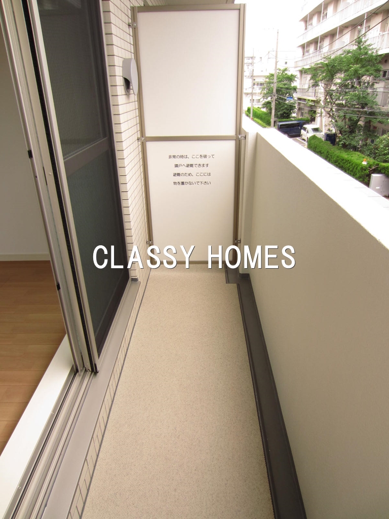 バルコニー　2014年竣工　スカイコート品川東大井：バルコニー