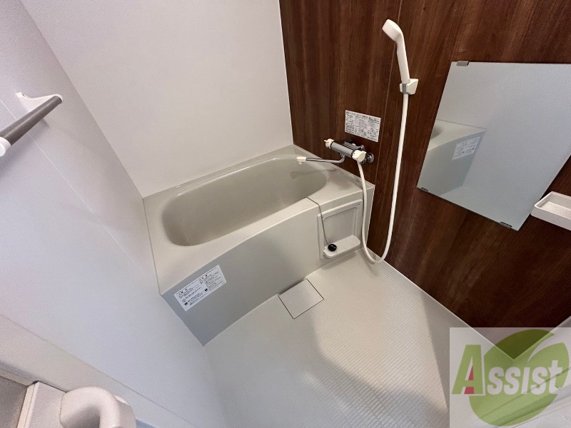 バス・シャワールーム　お風呂です！一日の疲れを癒してくださいね！