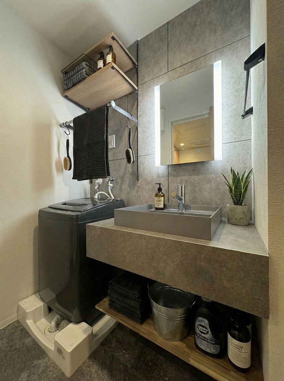 洗面設備　※家具・小物はCG合成です。