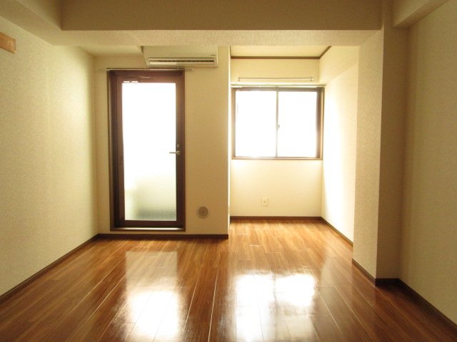 居室・リビング　別室参考写真