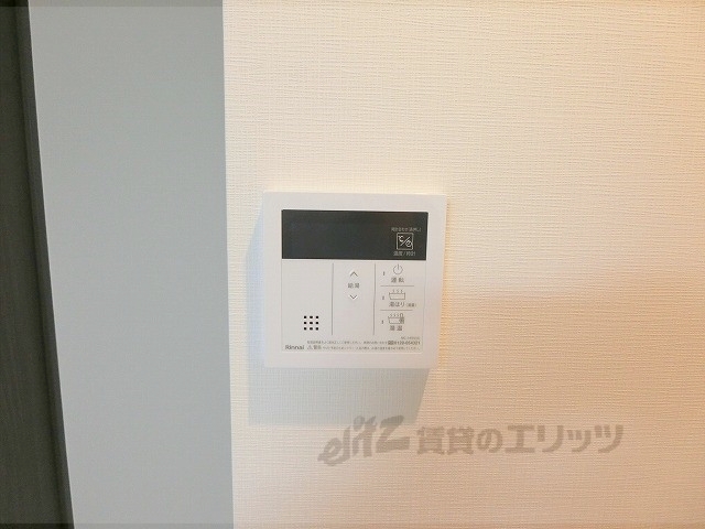 その他設備　給湯器リモコン