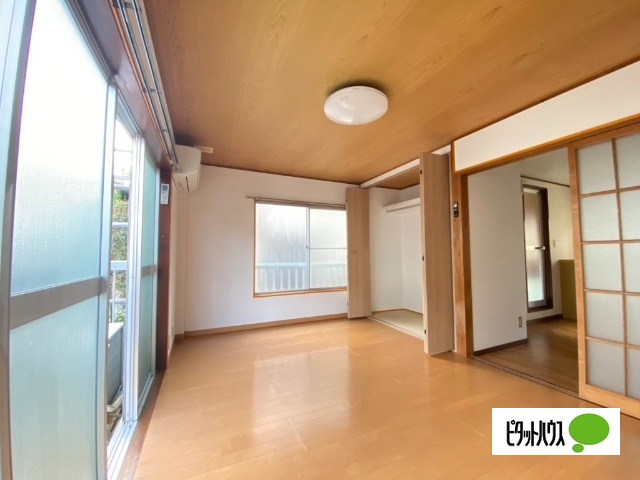 居室・リビング　居室