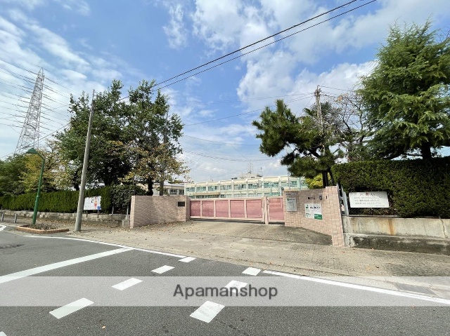 小学校　柴田小学校（小学校）まで530m