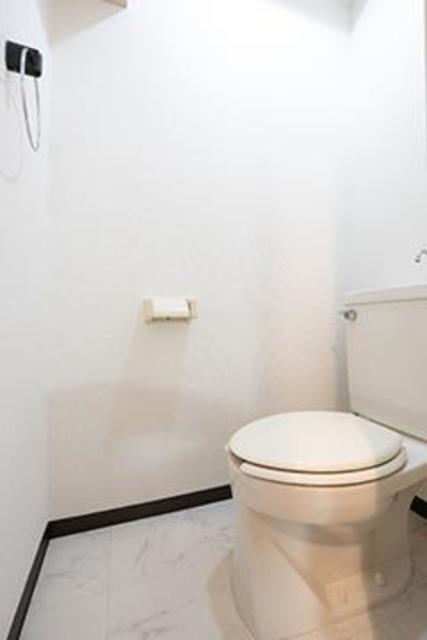 トイレ　※写真は同タイプ住戸です。