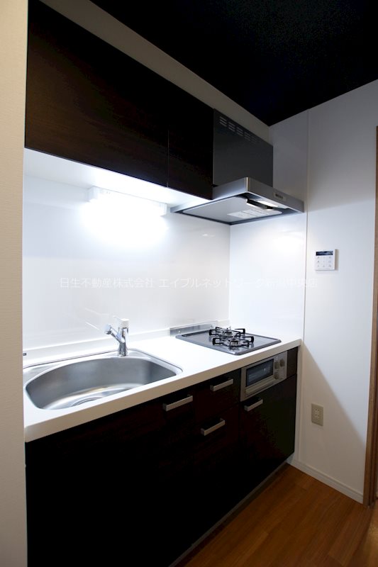 キッチン　2口コンロ・グリル付き