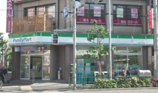 コンビニ　ファミリーマート 白河二丁目店（コンビニ）まで427m