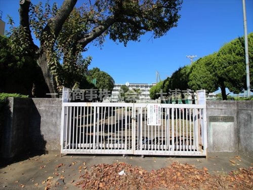 中学校　土浦第一中学校（中学校）まで350m