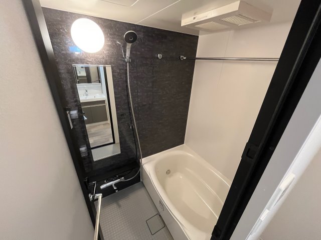 バス・シャワールーム　(参考)同マンション同間取り他部屋の写真