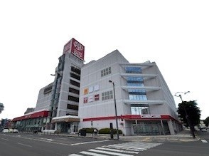 スーパー　ロピア弘前店（スーパー）まで523m