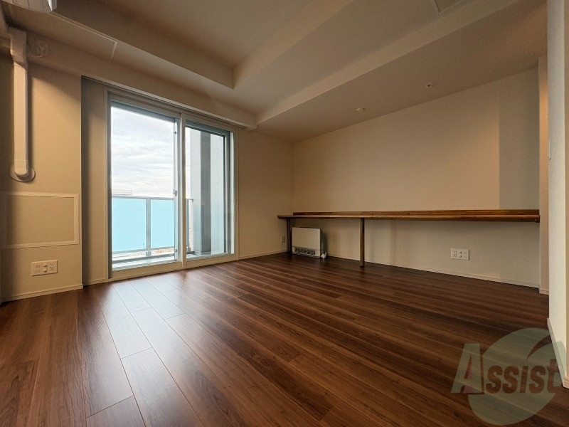 居室・リビング　広くてキレイなお部屋が広がっていて、充実した生活が送れそう。