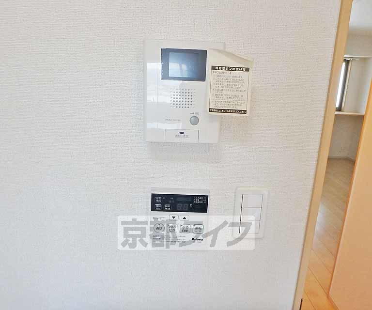 セキュリティ　鍵をかけたまま訪問者と会話ができます