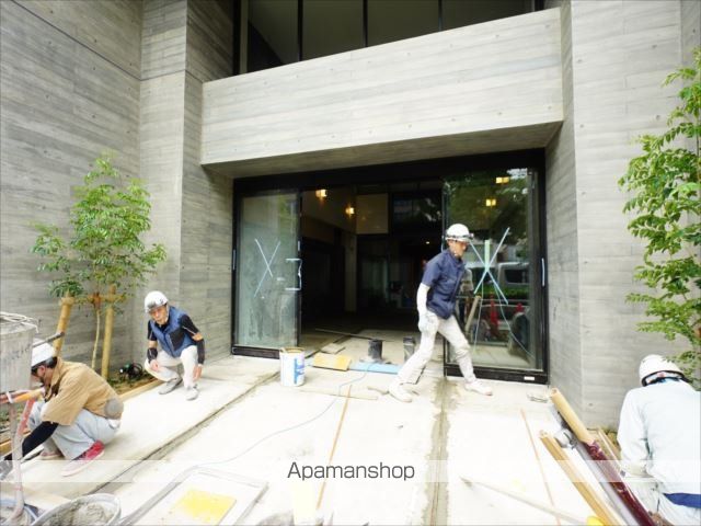 エントランス　エントランス