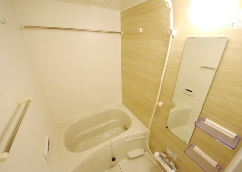バス・シャワールーム　☆ゆっくりくつろげるお風呂☆
