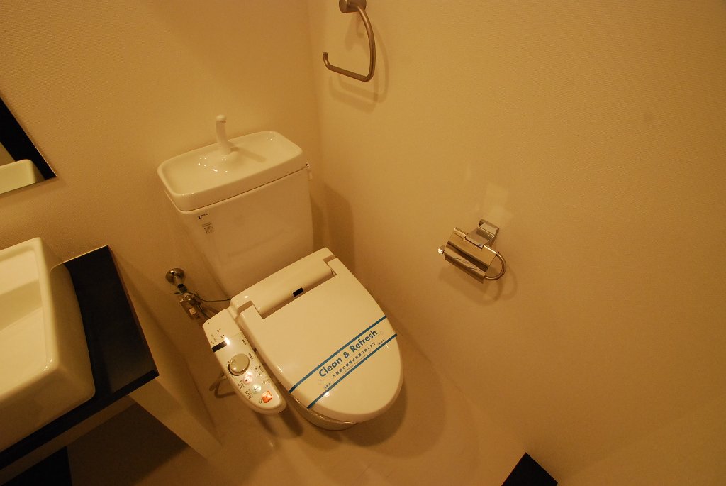 トイレ　シャワー付トイレ