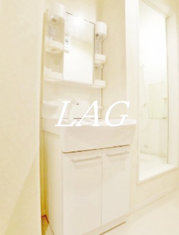 洗面設備　洗面台です。