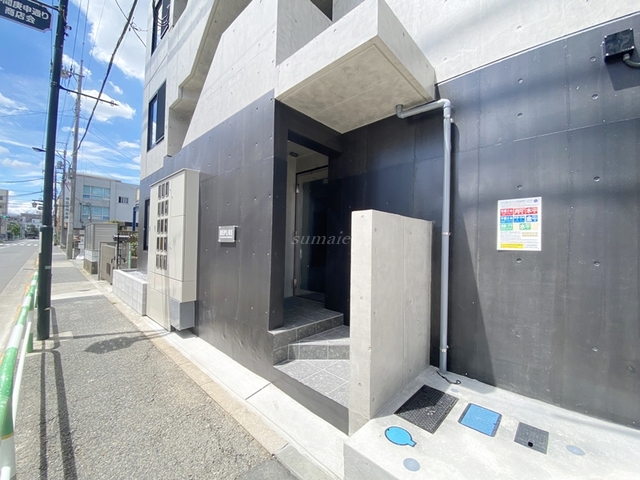 エントランス　エントランスです☆