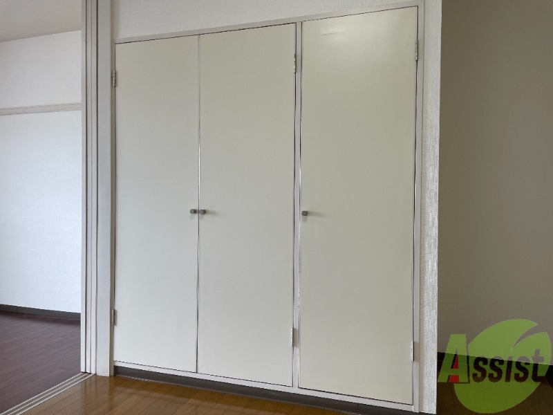 収納　洋室のクローゼット。広さは十分そうです。