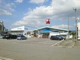 ホームセンター　コメリ越路店（ホームセンター）まで3800m